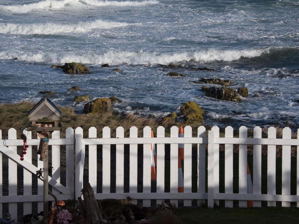 Pew With A View - Seafront Cottages Sandhaven Exterior photo